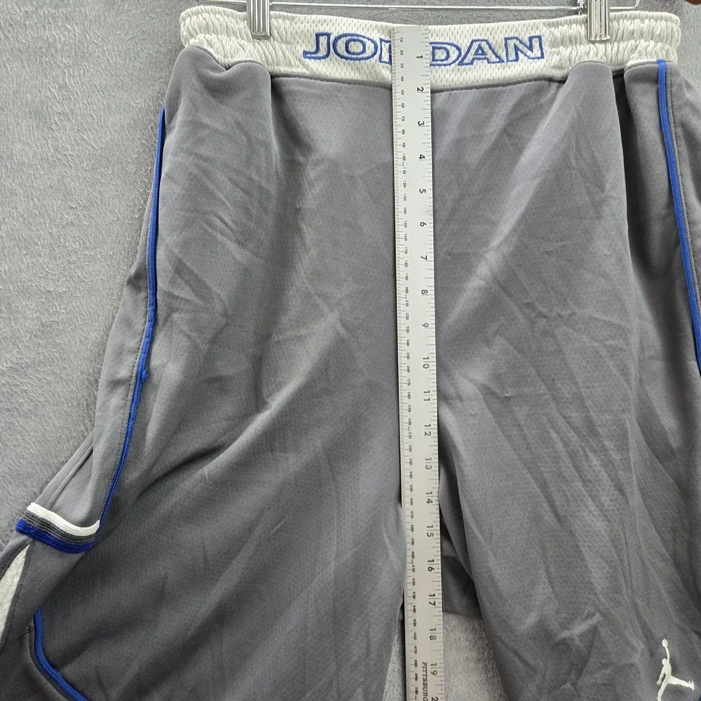 VINTAGE Air‎ Jordan Men Activewear Shorts L Gray Embroidered Jumpman Logo 10